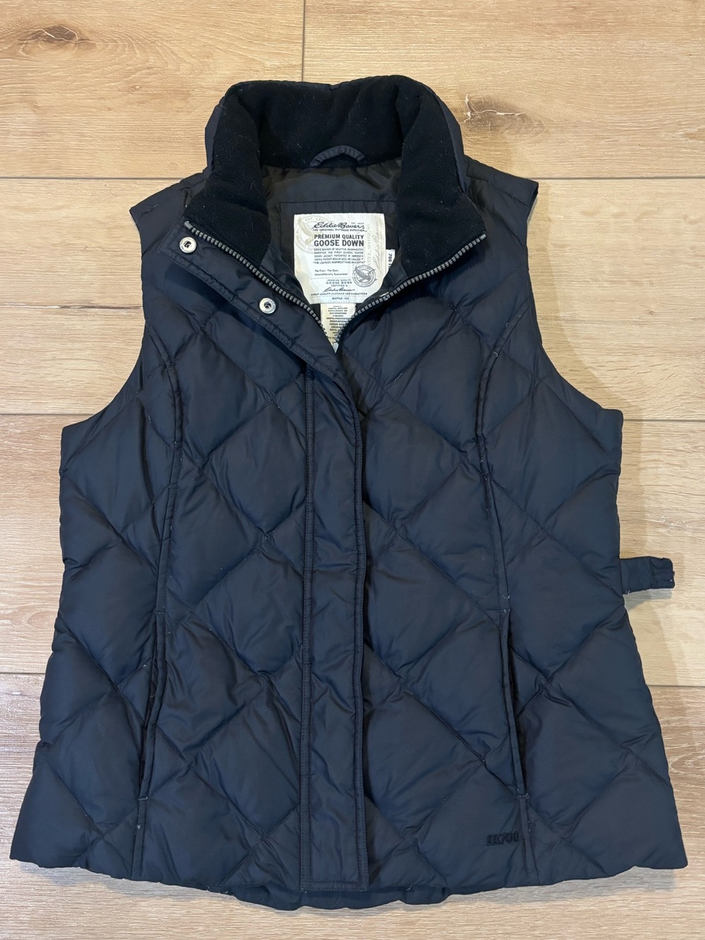 Women’s Eddie Bauer Goose Down Vest Medium Black